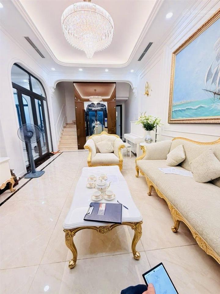 Nhà hạ chào gần 6 tỷ khu biệt thự liền kề khu vinhomes hàm nghi an ninh nội khu, giá thương lượng