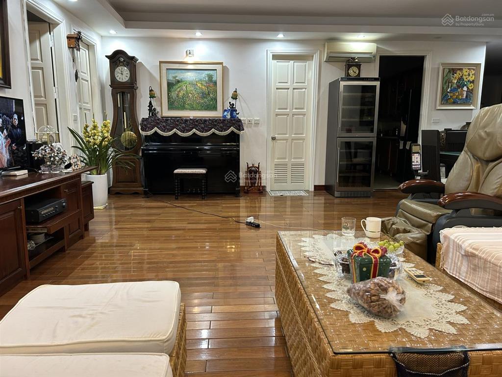 Cần bán căn góc cao cấp 150m² ciputra nam thăng long view hồ tây siêu đẹp