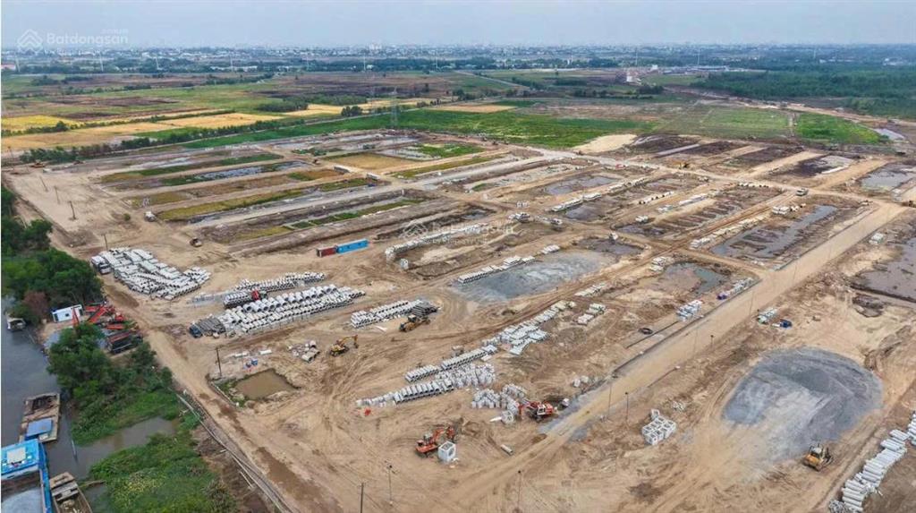 Bán căn hộ nhà phố vinhomes sai gon park hóc môn giá tốt chỉ 7,5 tỷ