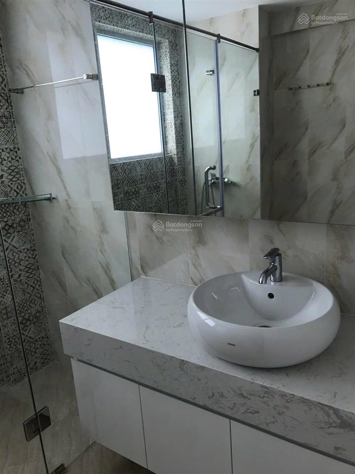 Cho thuê căn hộ cao cấp riverpark premier, quận 7 135m².  0919 732 *** em lãm