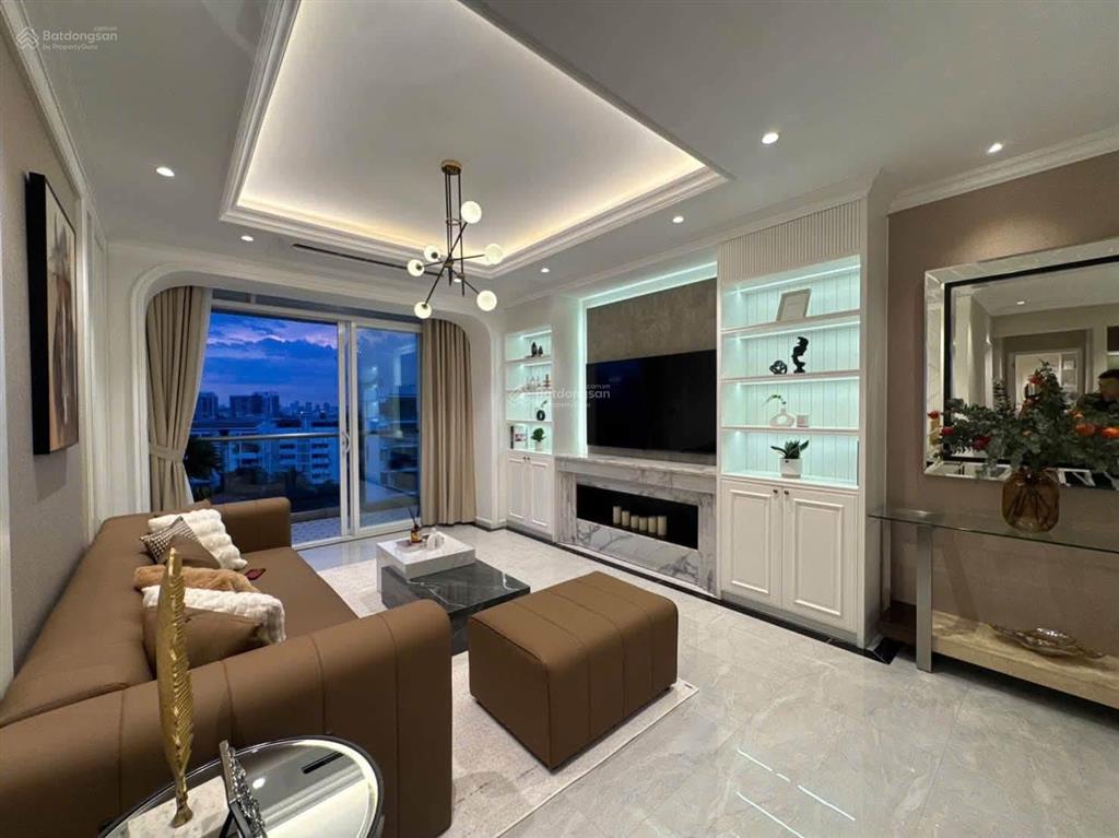 Riverpark residence 135m² 32tr/th view đẹp, không gian sống cao cấp.  0919 732 *** em lãm