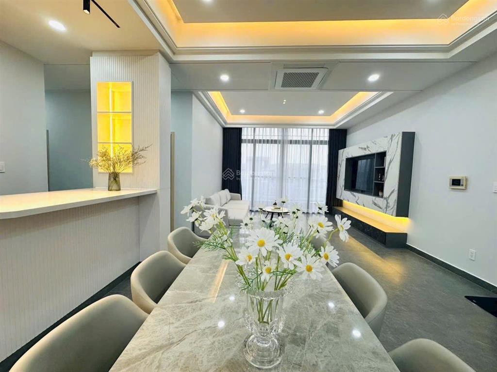 Cần cho thuê nhanh căn hộ scenic valley, pmh, quận 7 giá tốt.  0919 732 *** em lãm