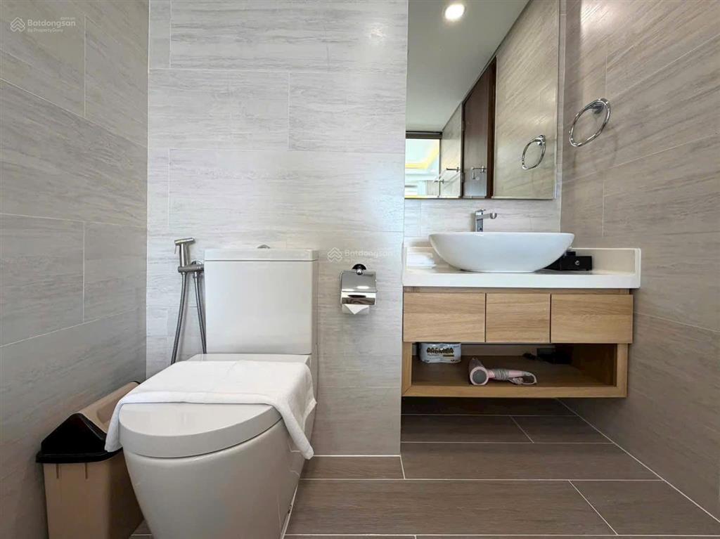 Cần cho thuê nhanh căn hộ hưng phúc pmh, q7 nhà đẹp, giá siêu tốt.  0919 732 *** em lãm