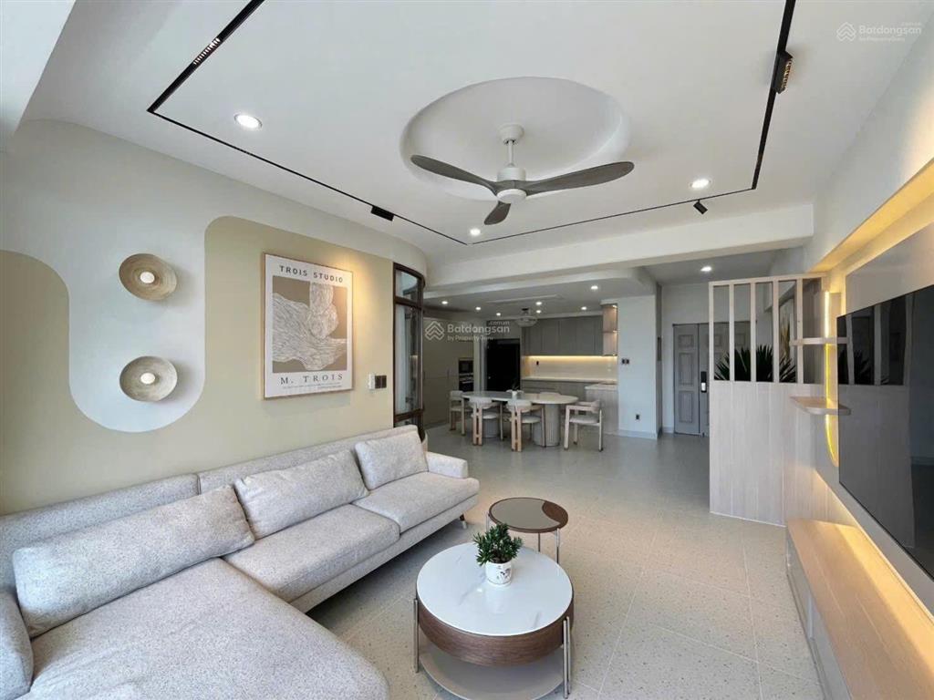 Cho thuê căn hộ cao cấp riverpark premier, quận 7 135m².  0919 732 *** em lãm