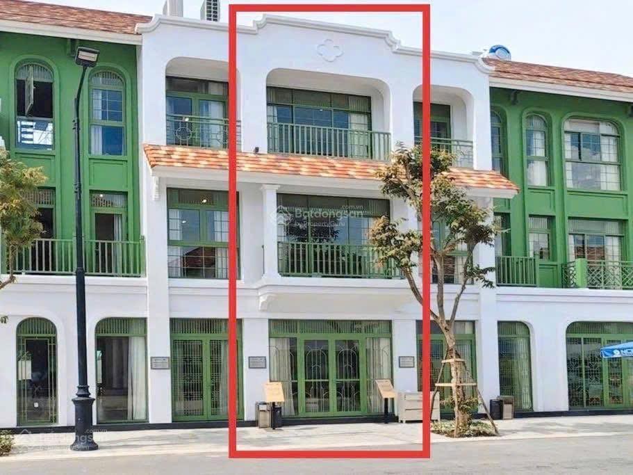 Bán căn liền kề phân khu kim tiền  sun urban city hà nam  diện tích sd 221,9m2  giá tts 4tỷ535