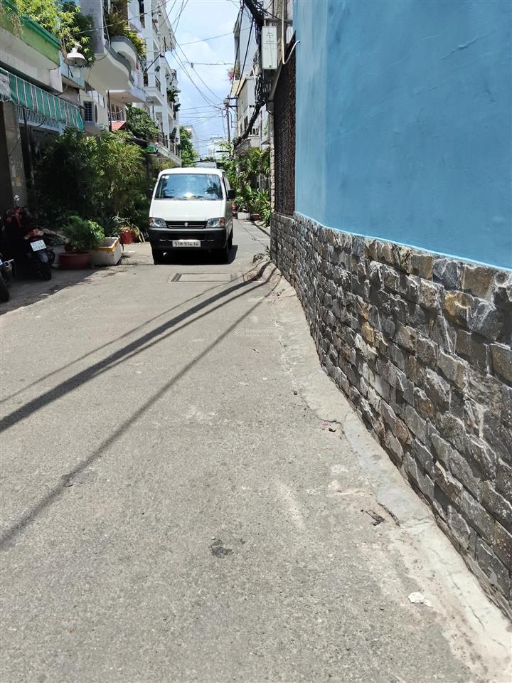 Mình bán nhà hẻm xe hơi sát lũy bán bích quận tân phú, 7,2 tỷ, 70,2 m2, 3pn, 3wc, hàng hiếm!