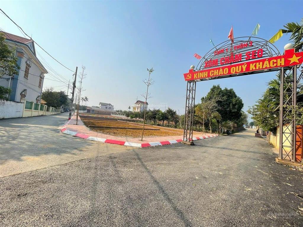 100m² 2,3 tỷ thôn 3 phú cát  sát dh09. bán kính 1,5km đủ metro 5, đltl, 3 viện tw & cụm trường đh