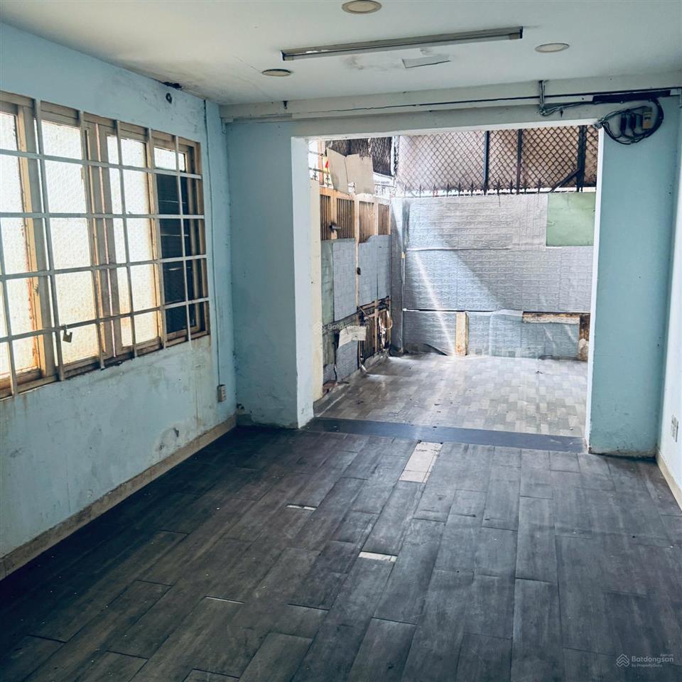 Căn góc 120 m², trệt chung cư, hẻm 6m, thông. hỗ trợ sửa theo ý khách.