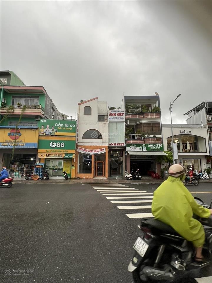 Chủ ngộp bank bán gấp căn mặt tiền lê duẫn đang cho thuê tốt, trung tâm đà nẵng.