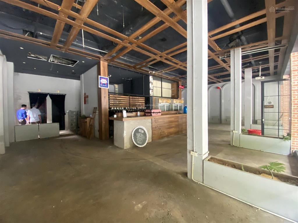 Cho thuê nhà mp lê phụng hiểu, 210m2 diện tích, 12m mặt tiền, vị trí đầu phố, kd mọi mô hình