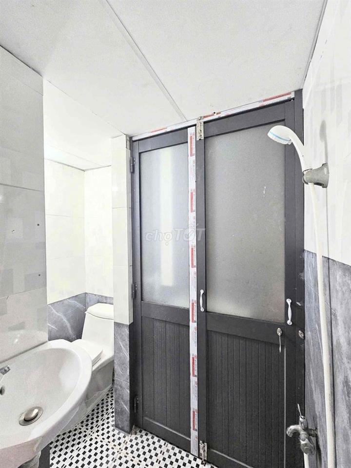 🔥Siêu phẩm độc đáo 2 gác 2 phòng ngủ Trần Não  dtsd 50m2