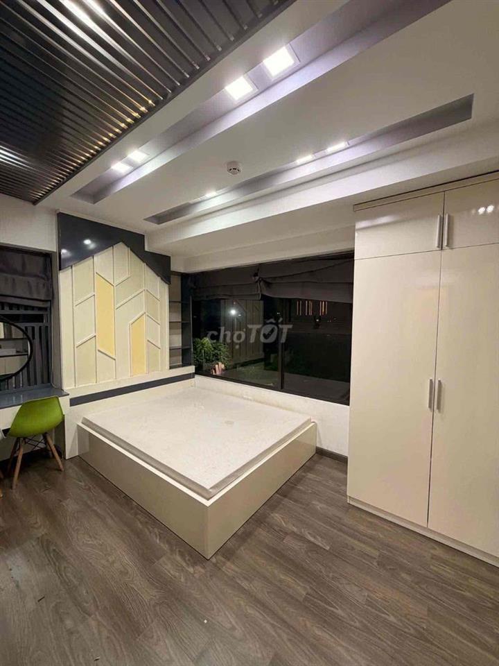 Bán căn góc 2PN2WC Flora Kikyo view hồ, thành phố full nội thất