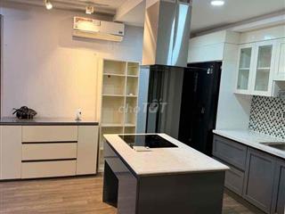 Bán căn góc 2PN2WC Flora Kikyo view hồ, thành phố full nội thất