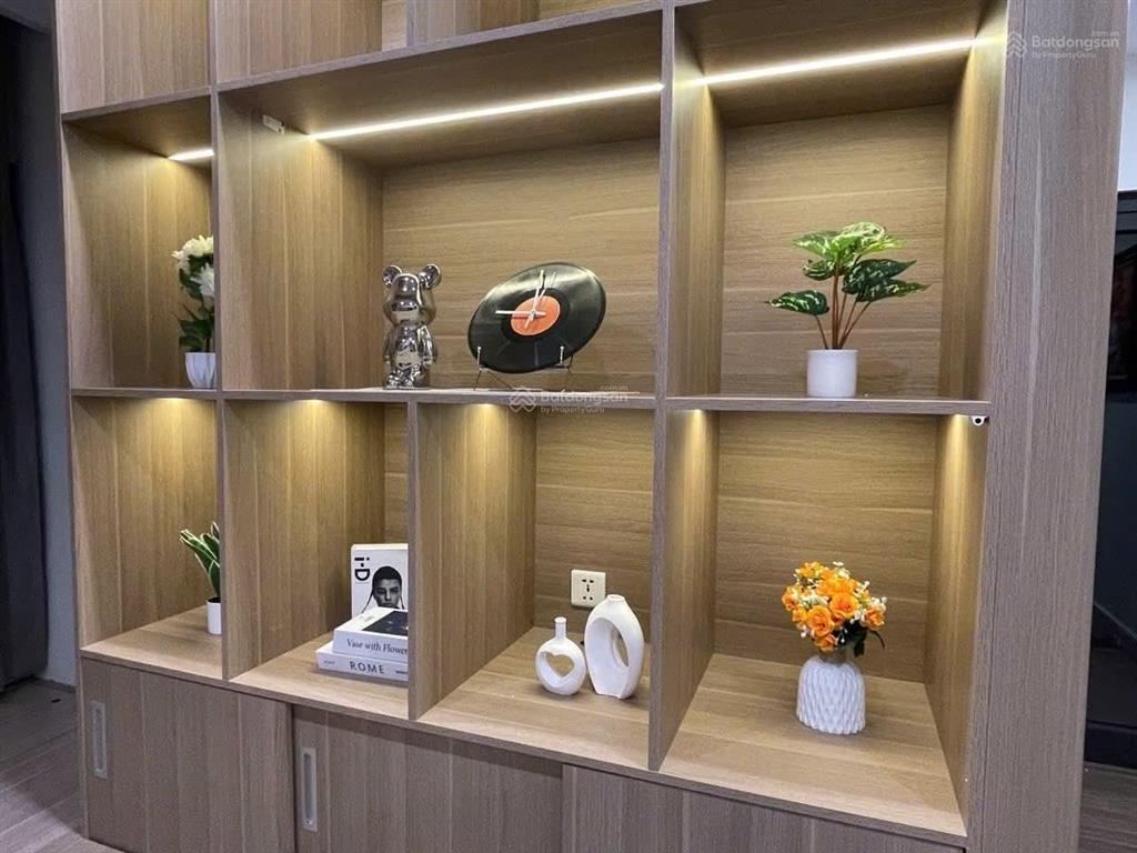 Chính chủ cần bán căn 2pn+ 64m2 tòa s205 tầng 1510 vinhomes smart .giá 4.8 tỷ bao phí