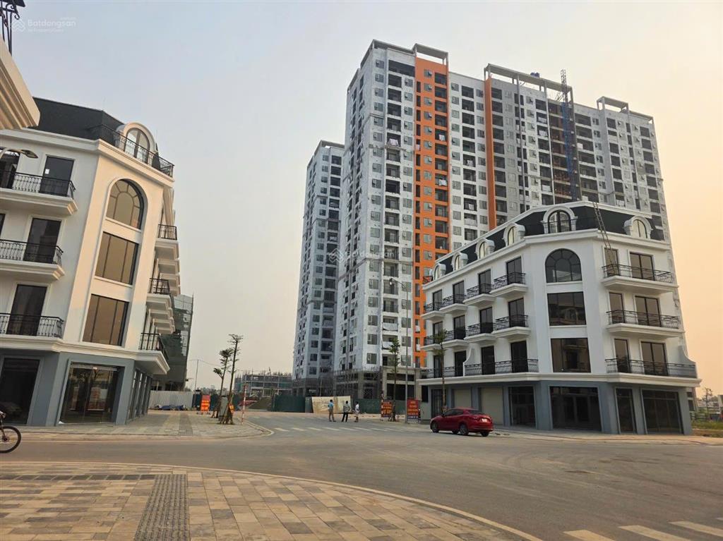 Tôi cần bán căn hộ 67m2 toà tt01
giá chỉ 23,5tr/m2