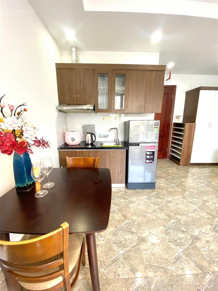 Cho thuê căn hộ tại thanh xuân, ngã tư sở, nhà mới full đồ nội thất oto đỗ