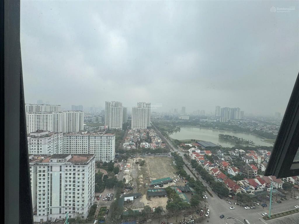 Hạ giá bán căn 2 ngủ 77m đẹp view hồ tp giao lưu tòa hh epic home