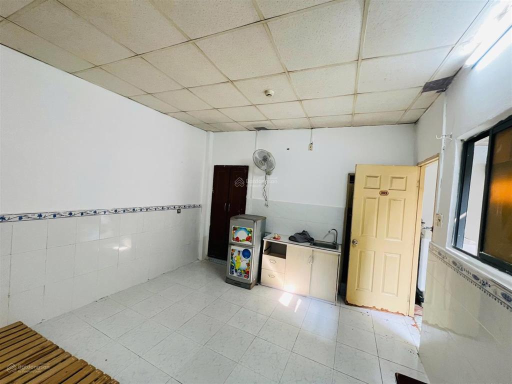 Phòng trọ quận 10  full nt  ở được ngay / tháng 6