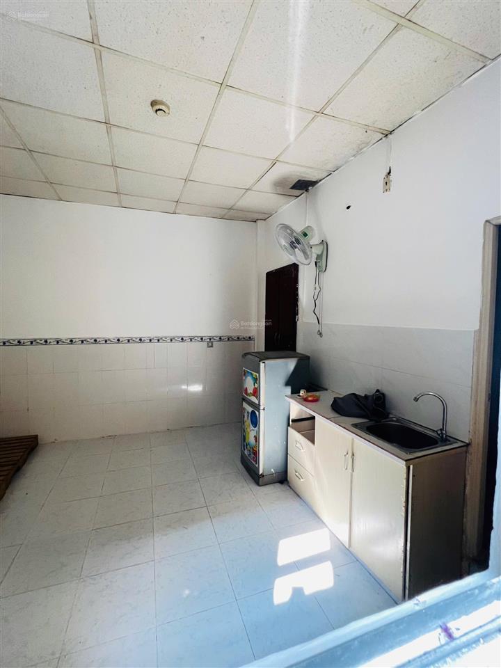 Phòng trọ quận 10  full nt  ở được ngay / tháng 6