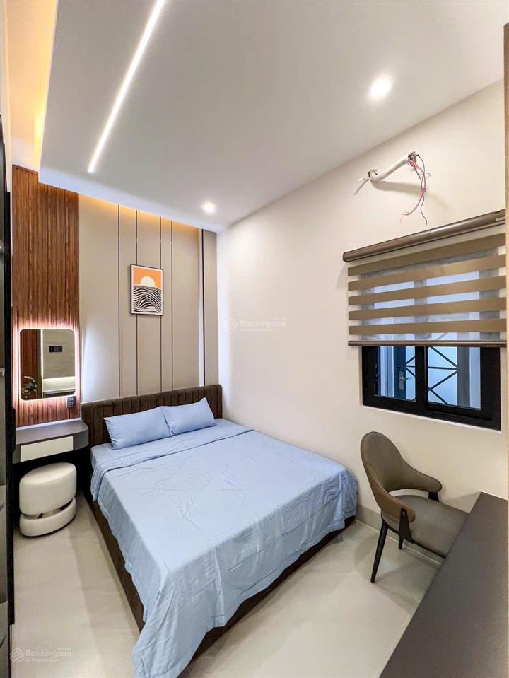 Siêu phẩm mới nhà 2 lầu hiện đại nội thất cao cấp đường d14 kdc hồng loan giá 6 tỷ 100