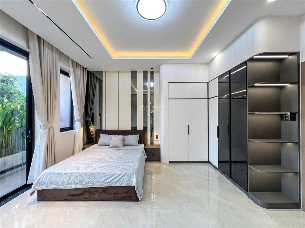 Siêu phẩm mới nhà 2 lầu hiện đại nội thất cao cấp đường d14 kdc hồng loan giá 6 tỷ 100