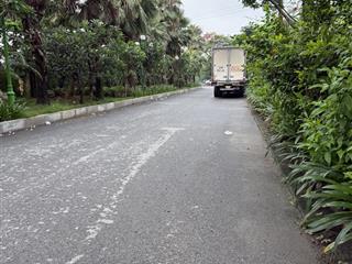 Bán đất 98m2 , trung tâm gia lâm