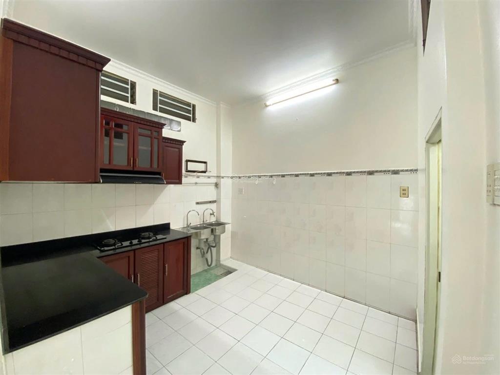 Bán nhà quận 10 hẻm 4m nguyễn chí thanh 3 tầng 45m chỉ 5.99 tỷ