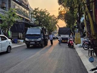 Sát biển, đất mặt tiền trương quyền, quận sơn trà  dt 150m2, ngang 10m  đầu tư đỉnh