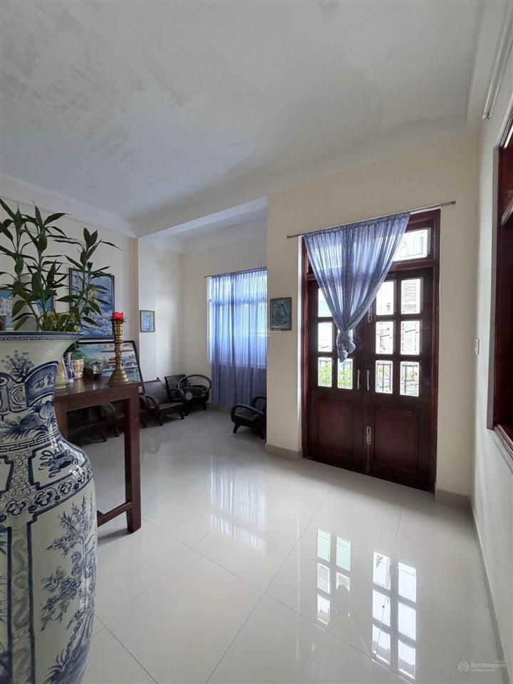 Nhà view cầu rồng  sát chợ đêm sơn trà, mở cửa là thấy tiền du lịch  giá tốt