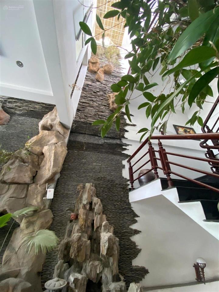 Mặt phố hải châu  đi đâu cũng được  kinh doanh siêu đỉnh