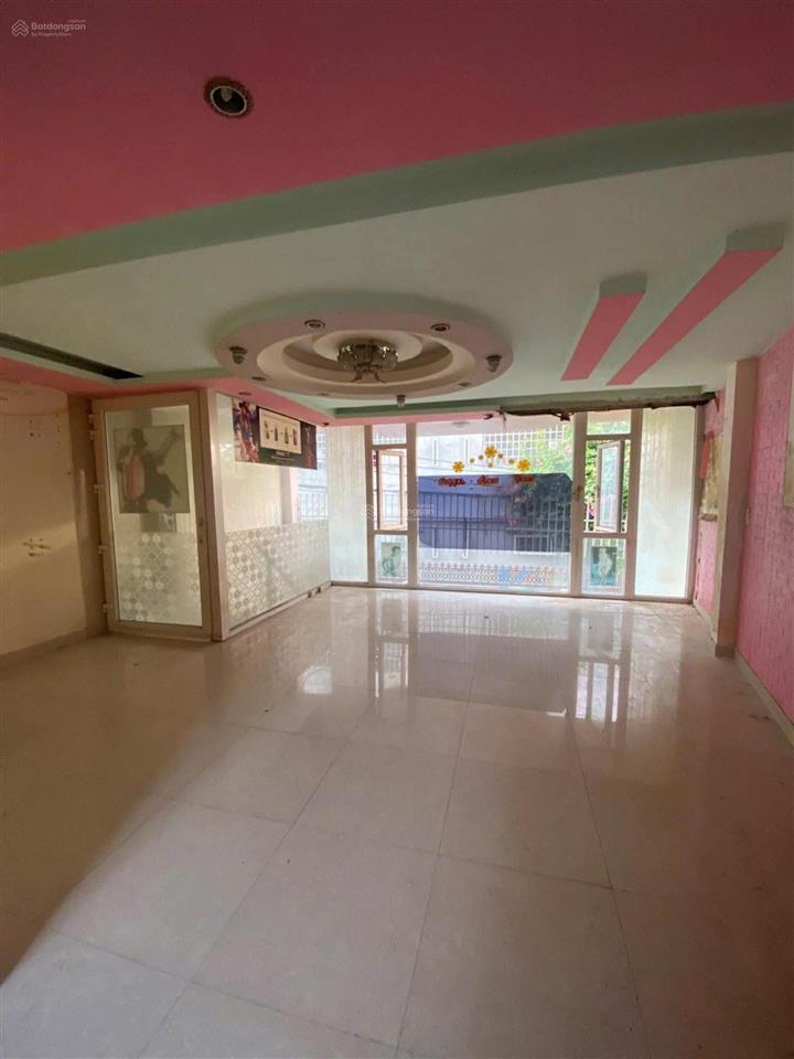 Nhà 3 tầng cận biển  kiệt ô tô 6m thông thoáng