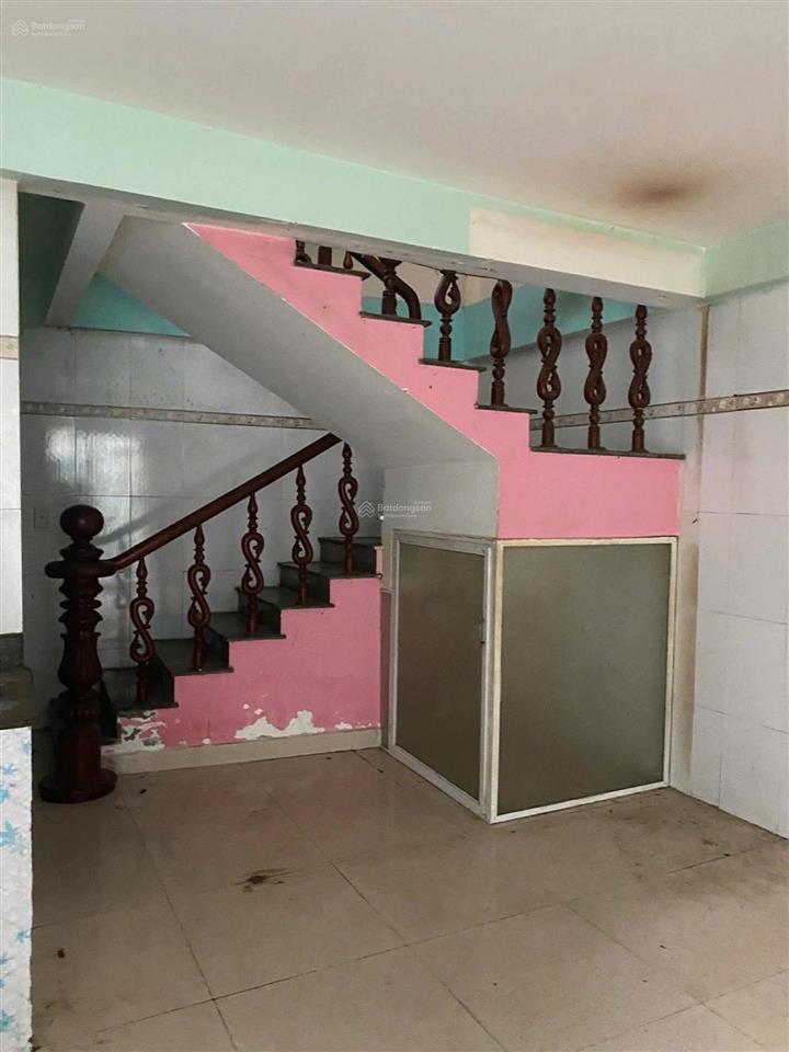 Nhà 3 tầng cận biển  kiệt ô tô 6m thông thoáng