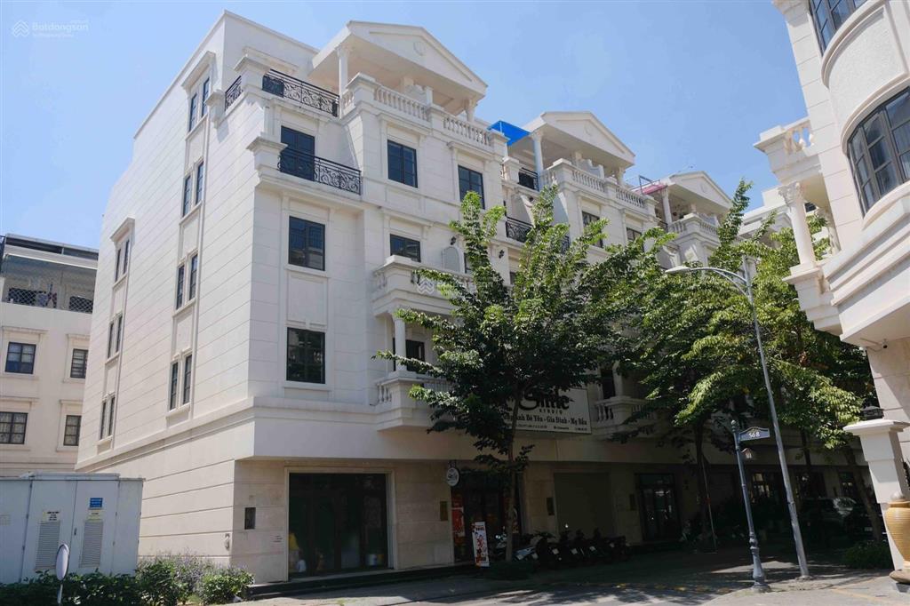 Bán căn nhà phố góc công viên 130m2 5 tầng cityland park hills gò vấp