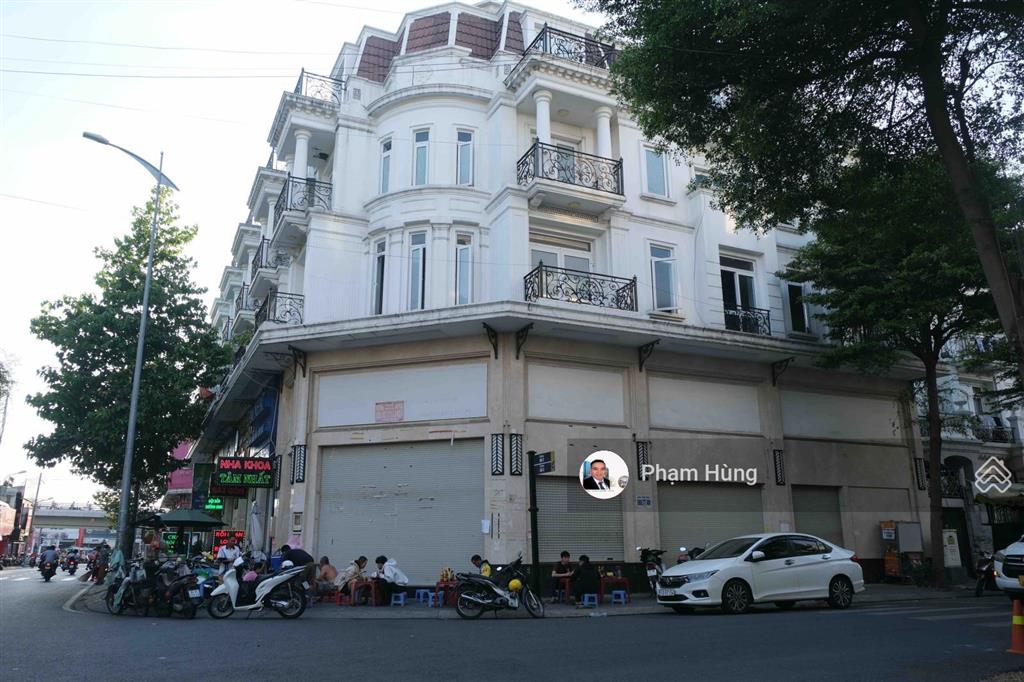 Bán nhà góc 2 mặt tiền đẹp trần thị nghỉ gò vấp sổ hồng lâu dài. 0989 329 ***