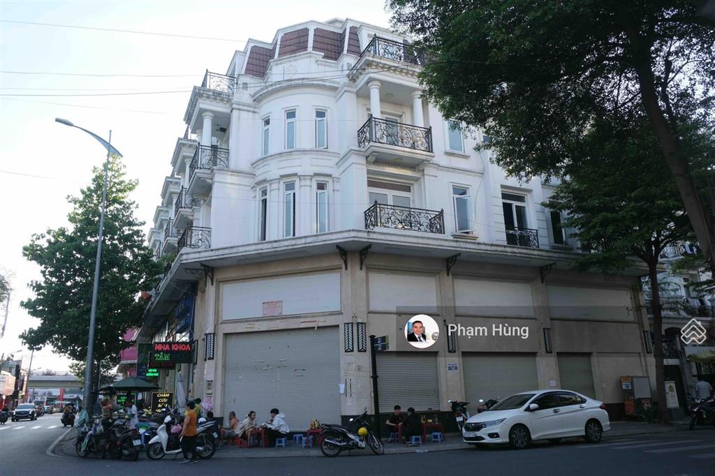 Bán nhà góc 2 mặt tiền đẹp trần thị nghỉ gò vấp sổ hồng lâu dài. 0989 329 ***