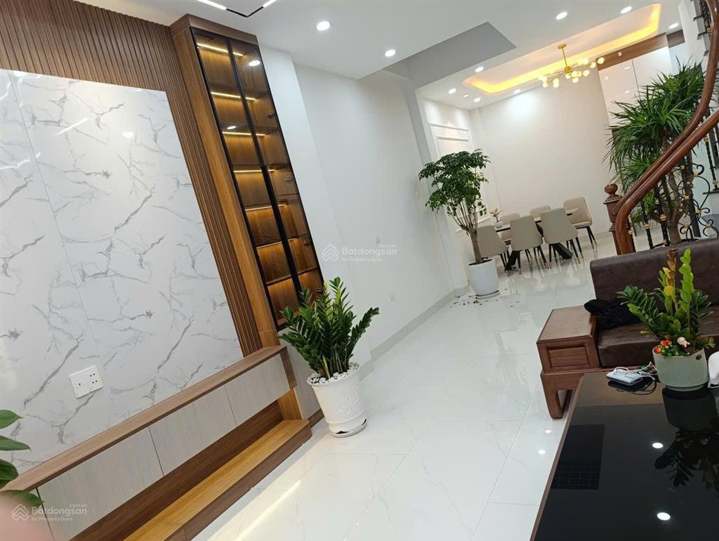 Nhà đẹp ngũ hiệp  thanh trì, hà nội | ô tô đỗ cửa | sẵn ô chờ thang máy