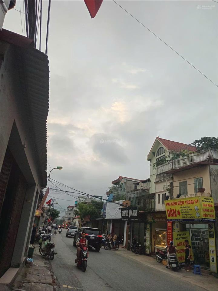Chính chủ bán đất đông mỹ thanh trì nở hậu, 1 bước ra mặt đường 2 ô tô tránh nhau