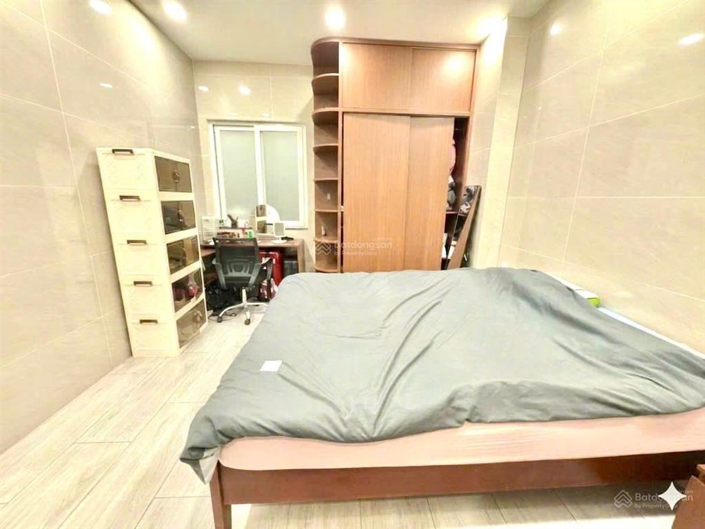 Căn hộ cao cấp 100m2 có 2 phòng ngủ full nội thất tại vạn phúc city cần cho thuê