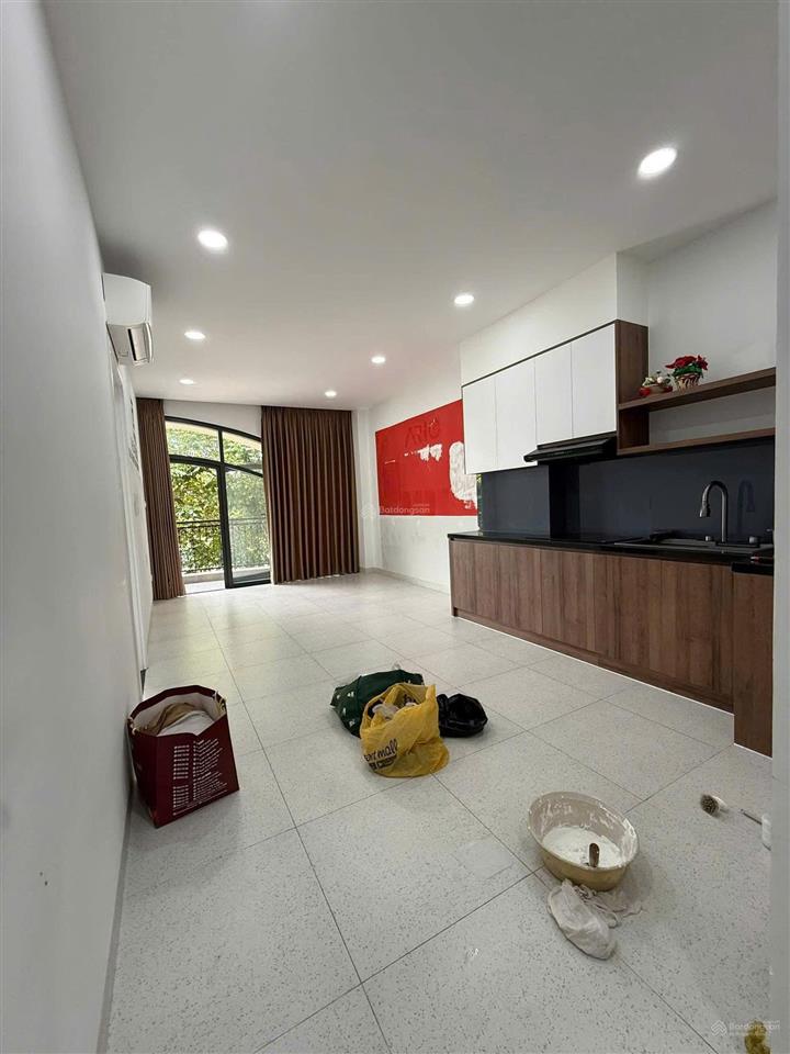 Căn hộ 1 phòng ngủ 50m2, tách bếp view công viên tại vạn phúc city cần cho thuê