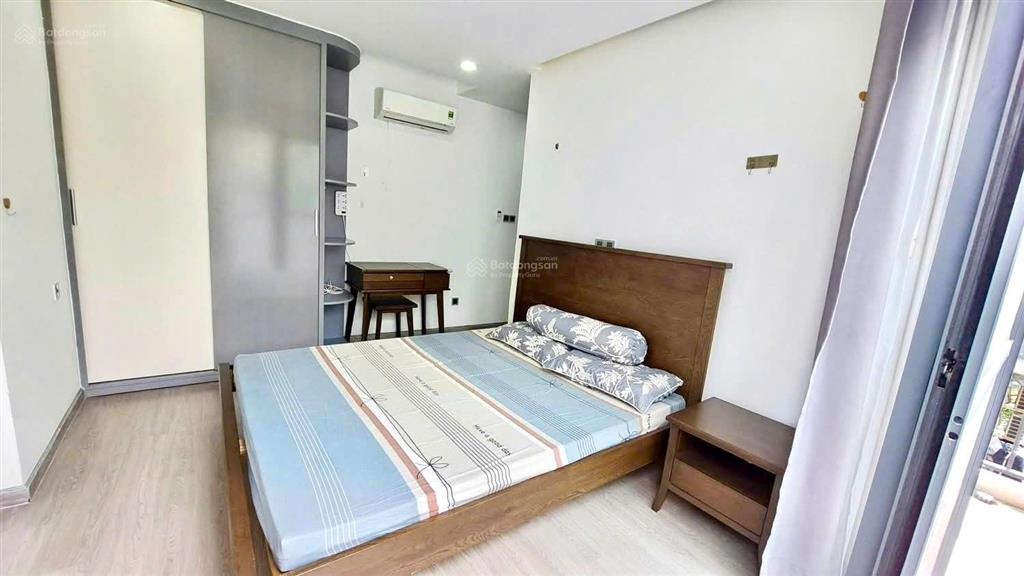 Căn hộ 3 phòng ngủ full nội thất cao cấp ,view công viên hồ bơi tại vạn phúc city cần cho thuê