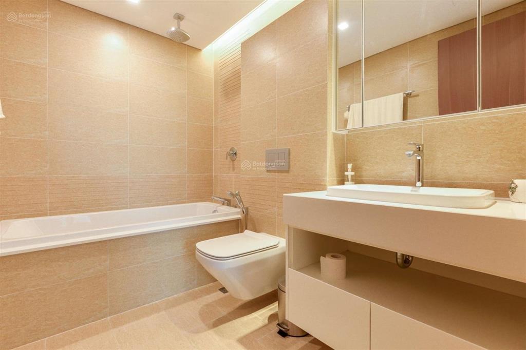 Cho thuê gấp căn hộ cao cấp tại metropolis liễu giai, 100m, 2 ngủ, full đồ giá chỉ 23 triệu/tháng