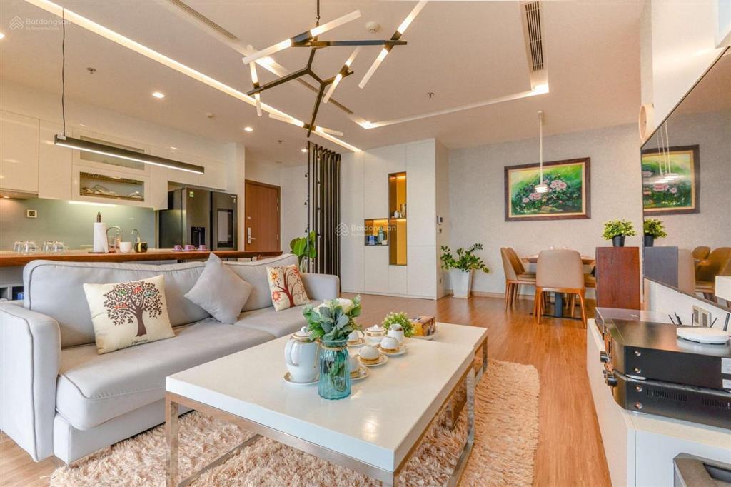 Cho thuê gấp căn hộ cao cấp tại metropolis liễu giai, 100m, 2 ngủ, full đồ giá chỉ 23 triệu/tháng