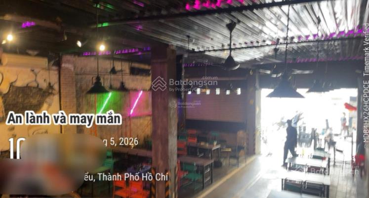 Mặt bằng  8x 18m, 2mt nguyễn đình chiểu  q. 1, 6000usd/t