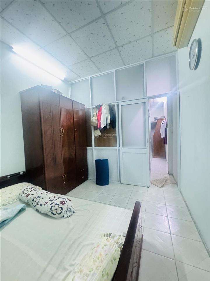 Bán nhà hẻm rộng võ văn kiệt quận 1 xây 2 tầng 3mx10m còn ở tốt giá 4 tỷ 580 tl 0931 258 ***
