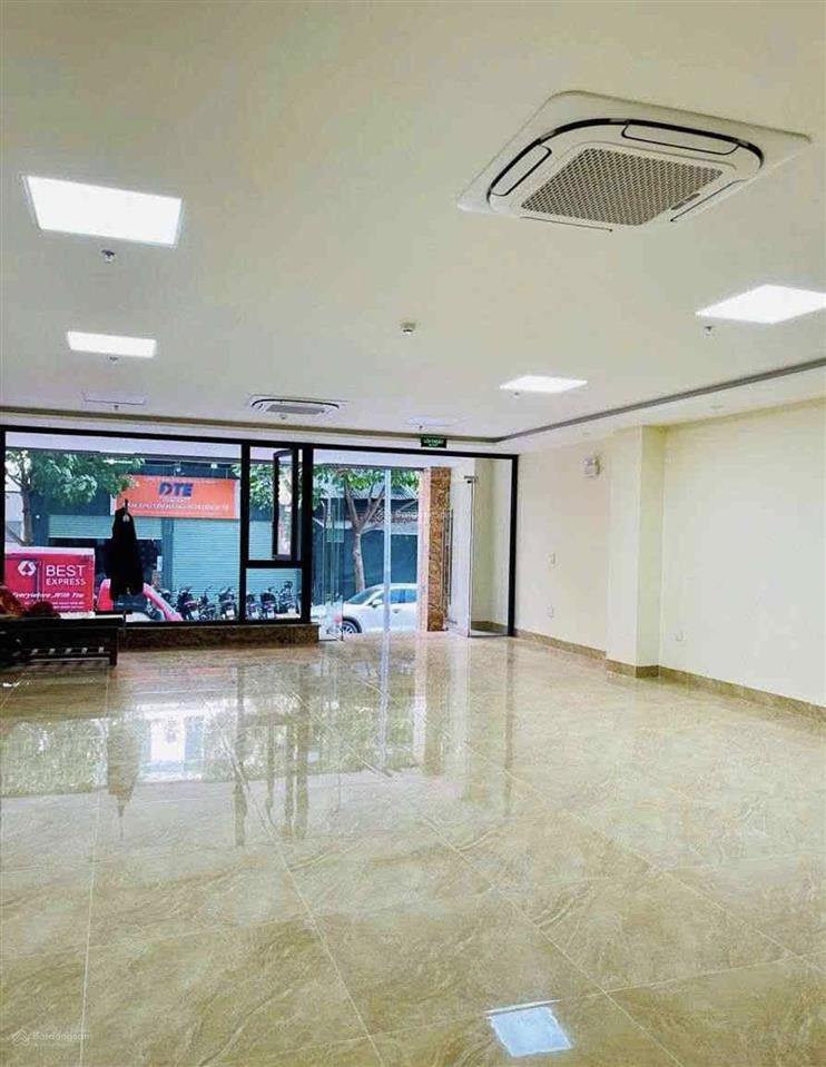 Bán toà văn phòng khu đấu giá đức diễn, gpxd, pccc, hoàn công. 145m2, 7t thang máy, vỉa hè. 46 tỷ