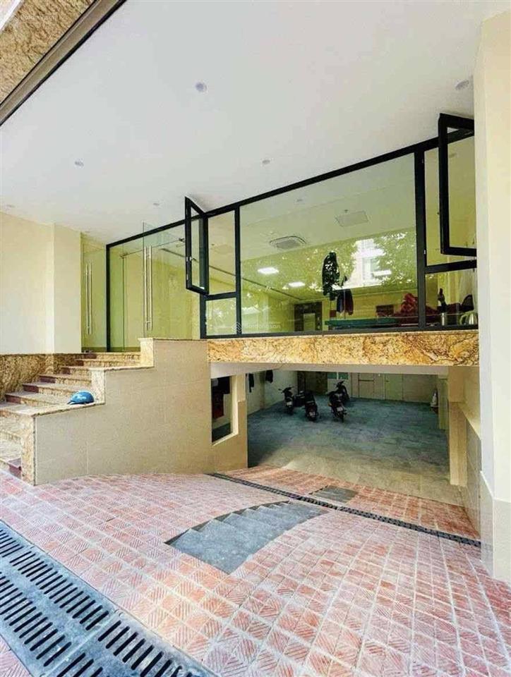 Bán toà văn phòng khu đấu giá đức diễn, gpxd, pccc, hoàn công. 145m2, 7t thang máy, vỉa hè. 46 tỷ