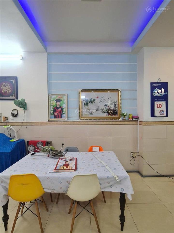 Giảm giá bán nhanh  nhà 4 tầng hẻm 3m âu dương lân. diện tích 95,2m2 (4,6m x 21,56m), giá 8,5 tỷ