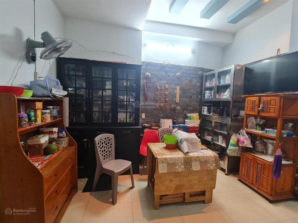 Giảm giá bán nhanh  nhà 4 tầng hẻm 3m âu dương lân. diện tích 95,2m2 (4,6m x 21,56m), giá 8,5 tỷ