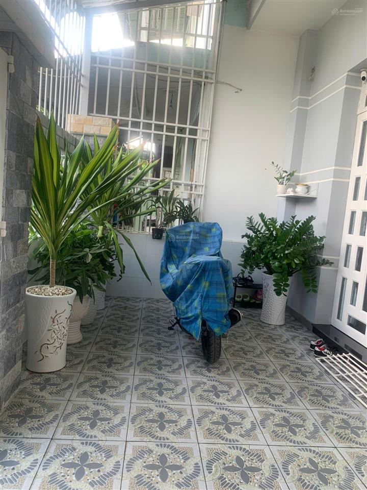 Bán nhanh 3,3 tỷ tl  nhà hẻm quốc lộ 50, đa phước. dt 100 m2 (5.63m x 18.45m)