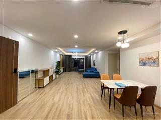 Hàng hot  giá tốt hiếm có tại hà nội paragon